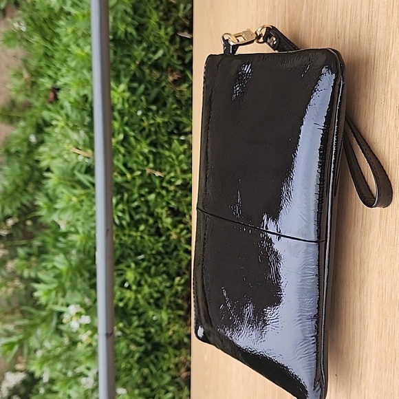 Handbag Butler HB Mighty Purse cell phone battery charger wristlet - Picture 8 of 13